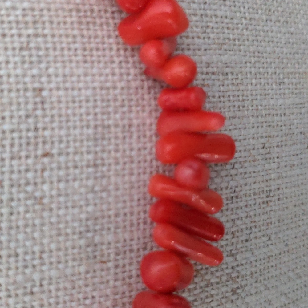 New Red Coral necklace. Sterling Silver 19"+ 3" long. Genuine gem. Colorful - Picture 3 of 5
